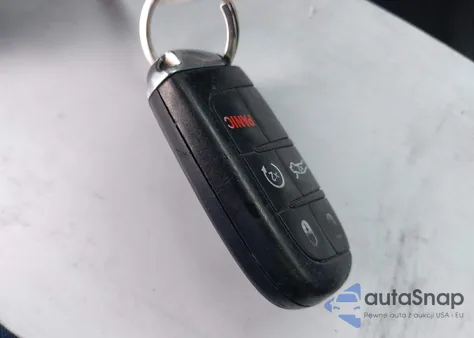 2019 Dodge Charger R/T Rwd z USA, uszkodzony, nr VIN 2C3CDXCT7KH597876